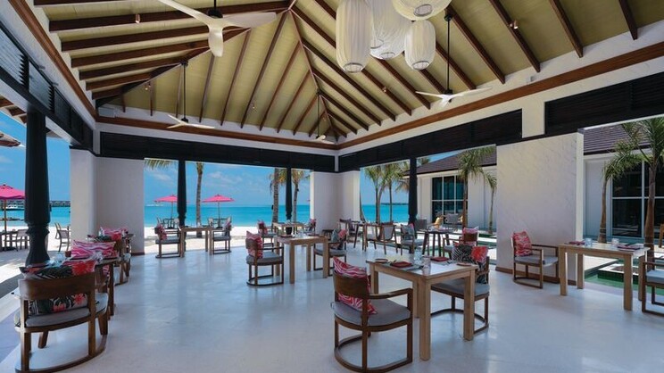 OBLU SELECT Lobigili